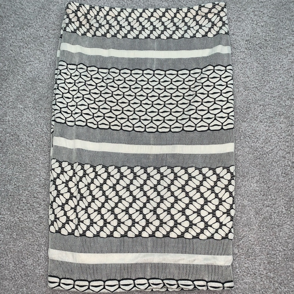 Lovely Day fitted pencil skirt